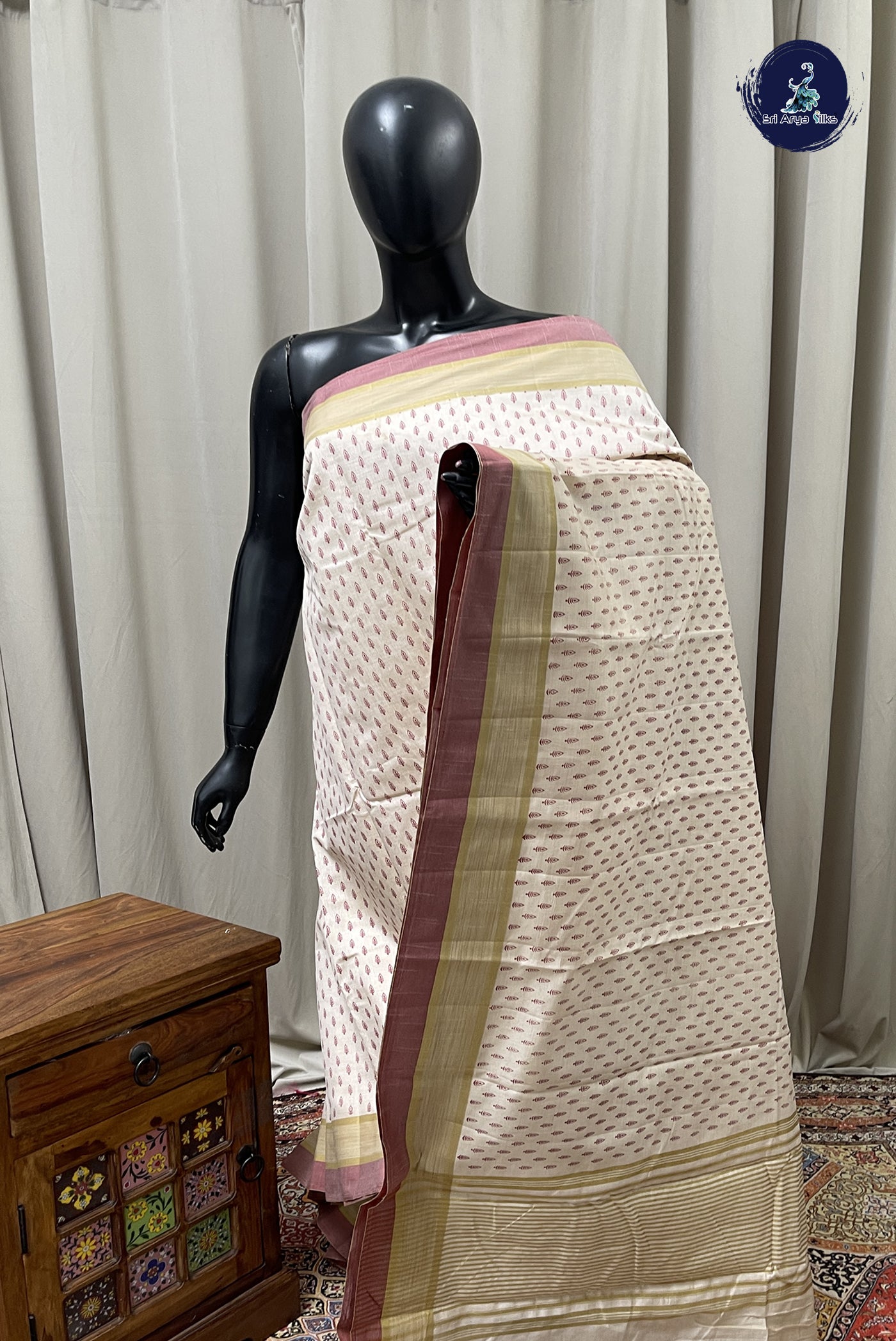 Off White Semi Tussar Saree With Printed Pattern