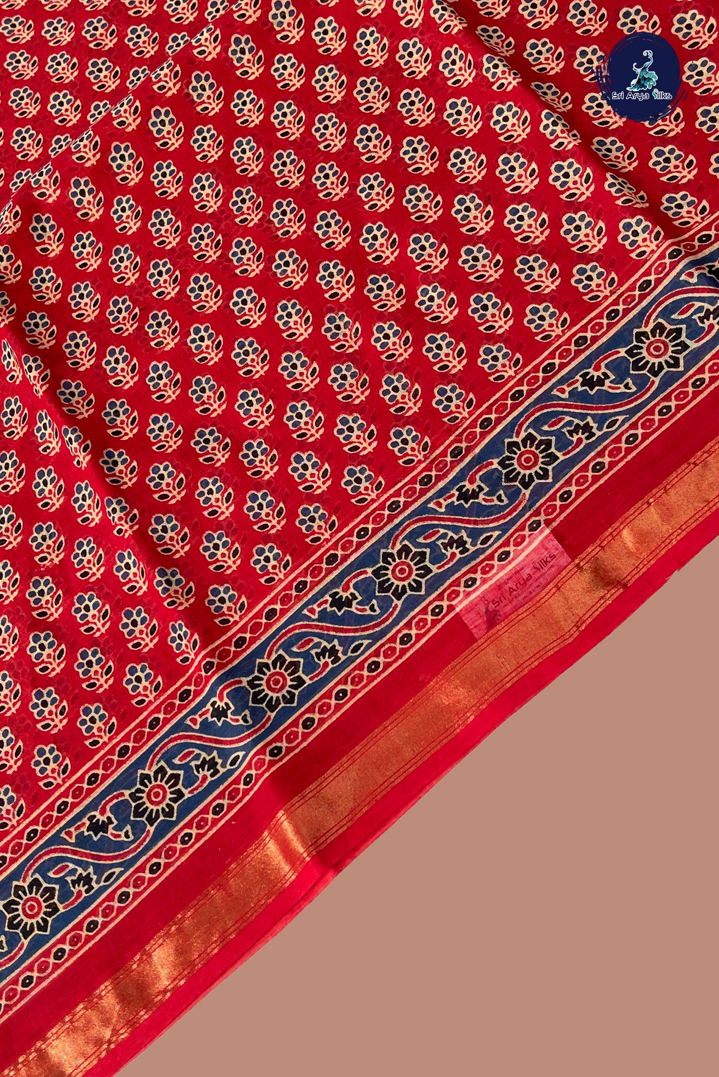 Red Cotton Saree With Printed Pattern