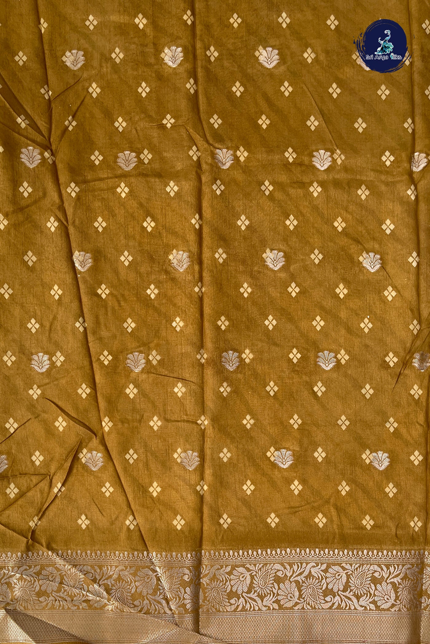 Off White Semi Crepe Silk Saree With Printed Pattern
