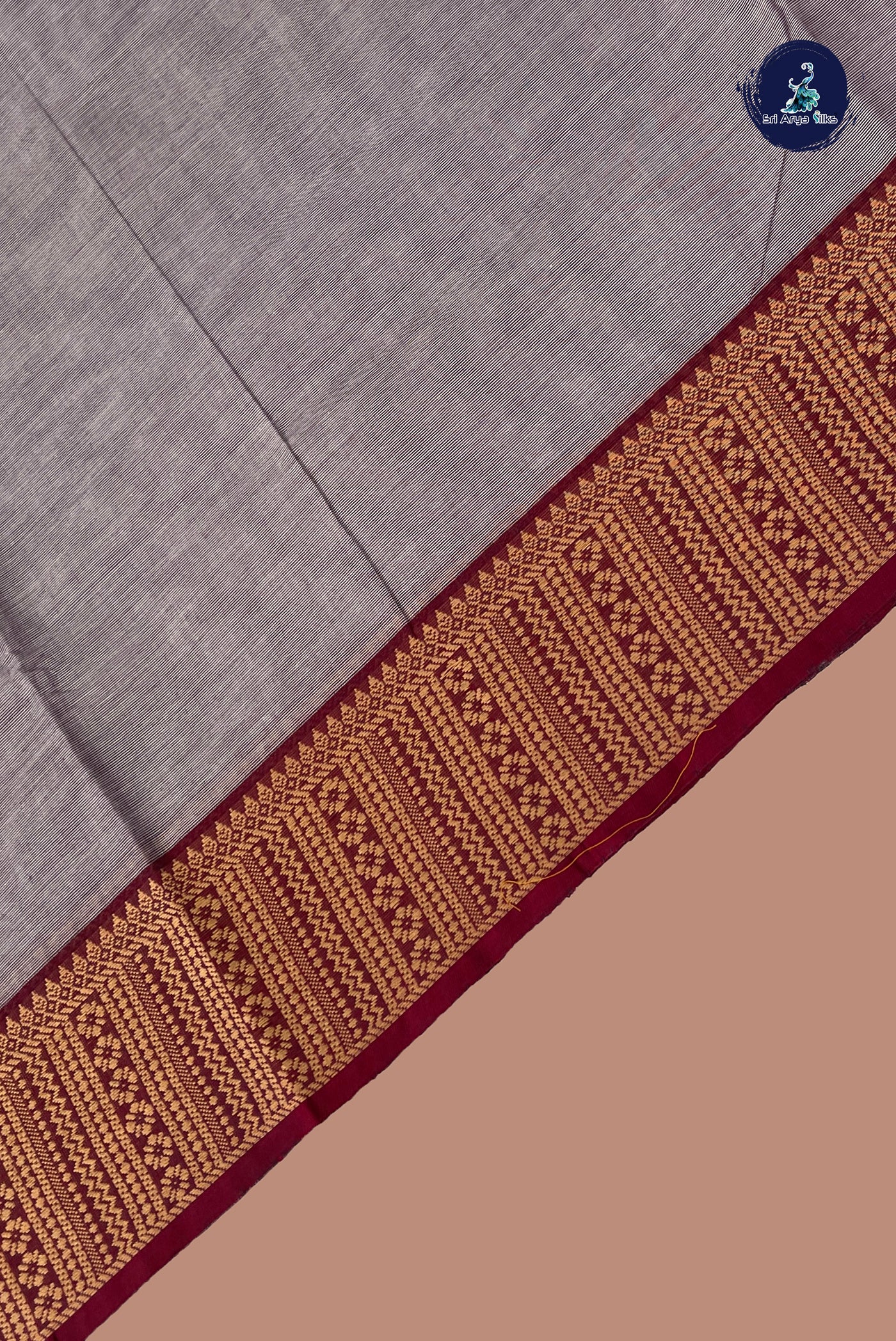 Grey Chettinad Cotton Saree With Plain Pattern