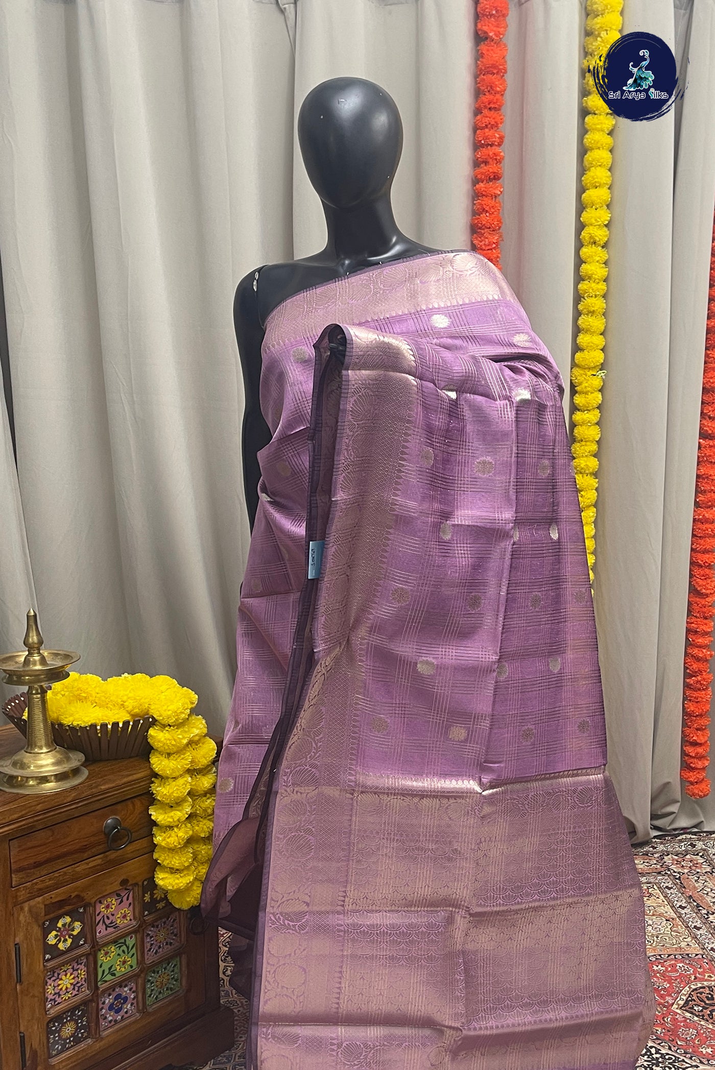 Onion Pink Tissue Banarasi Saree With Zari Checked Pattern