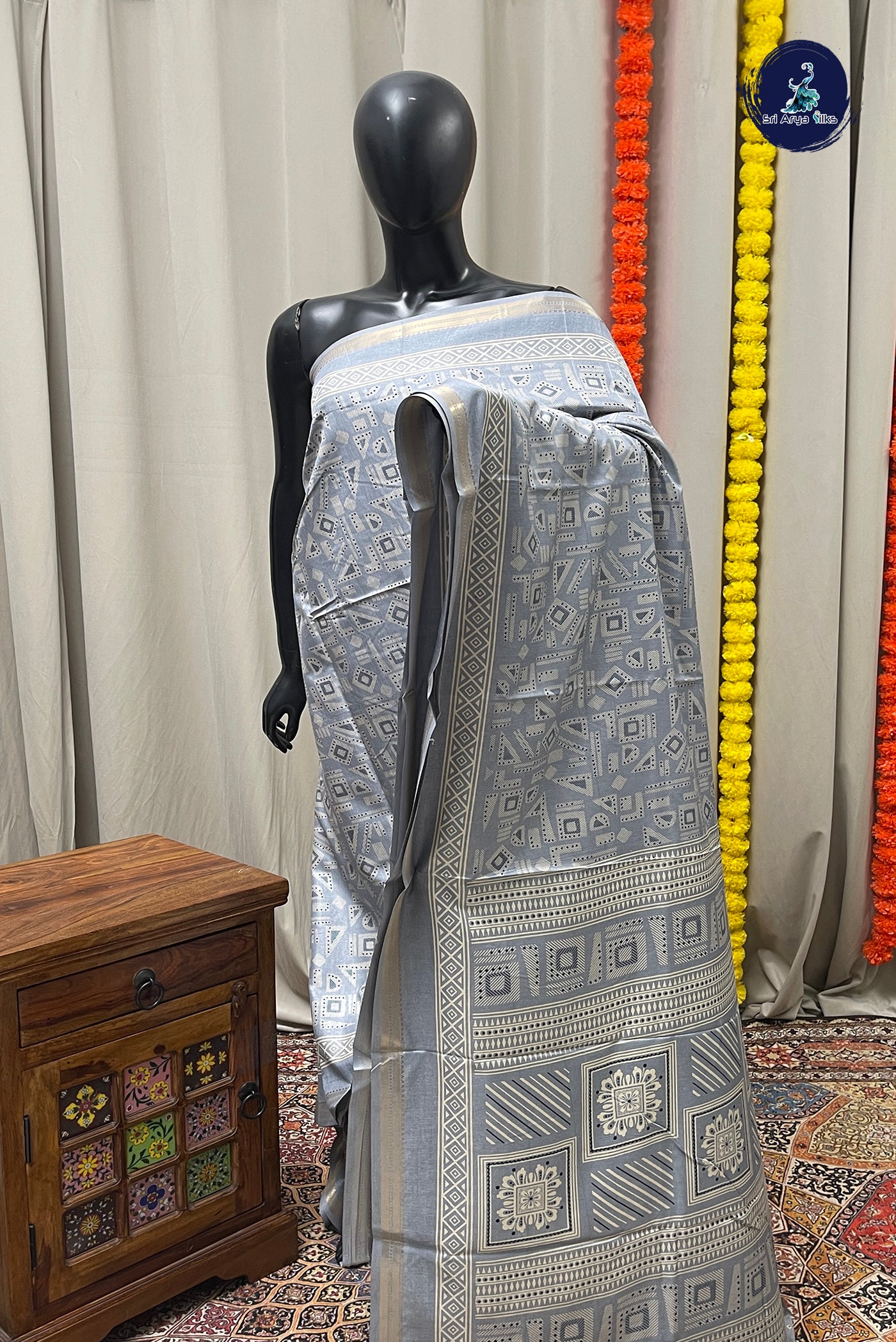 Grey Semi Crepe Silk Saree With Printed Pattern