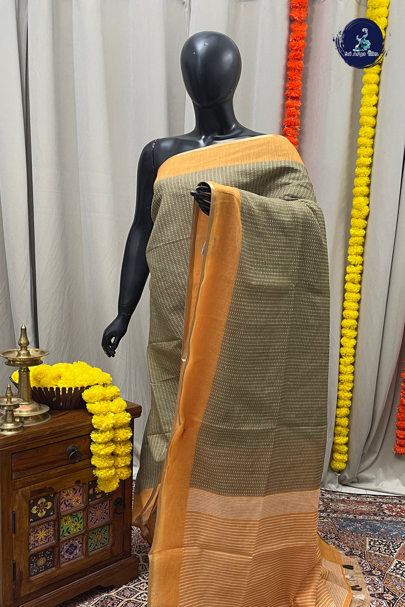 Green Linen Saree With Printed Pattern