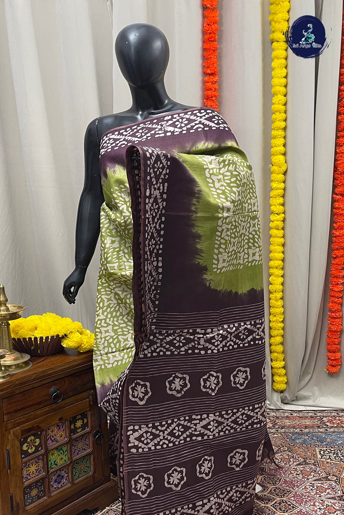 Green Baswada Saree With Bhandini Print Pattern