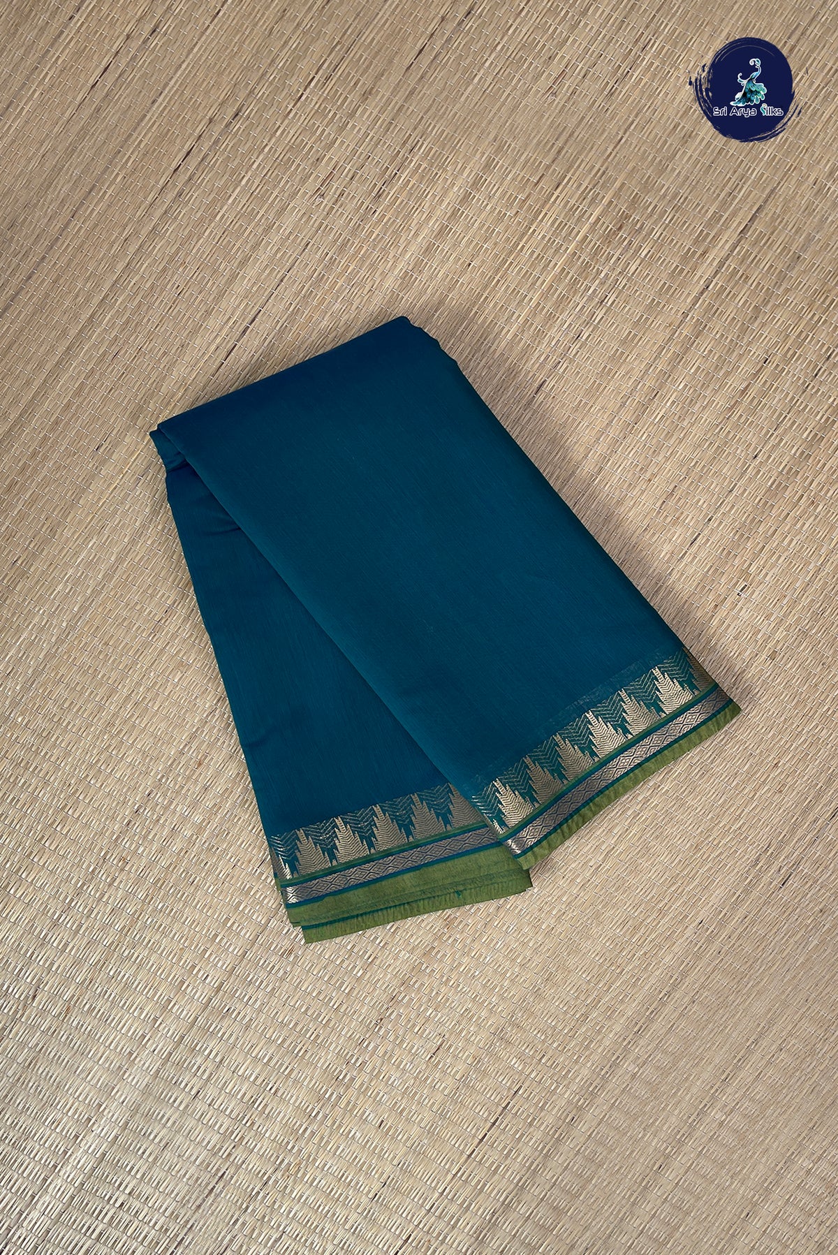 Green Budget Semi Silk Cotton Saree With Plain Pattern