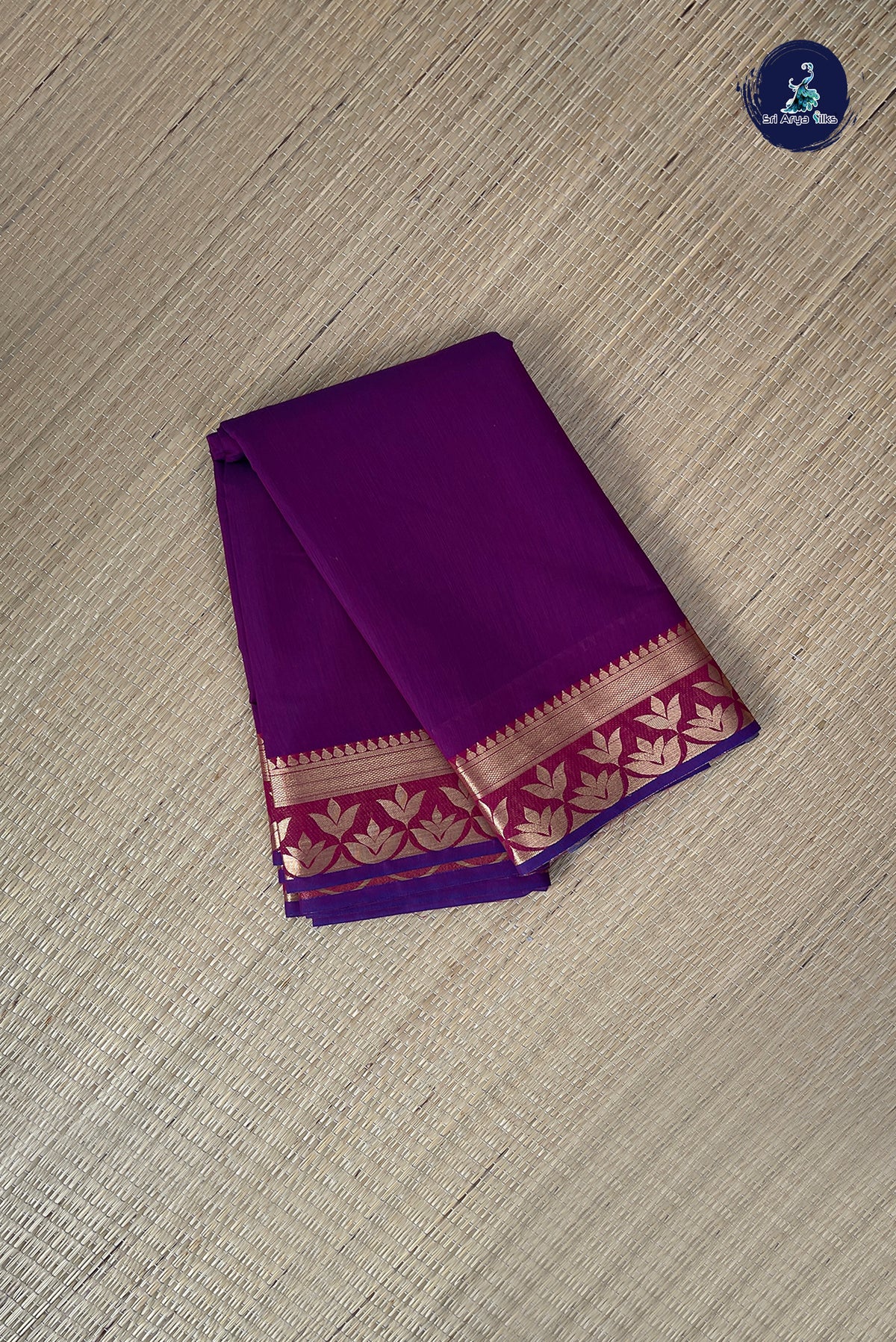 Magenta Purple Budget Semi Silk Cotton Saree With Plain Pattern