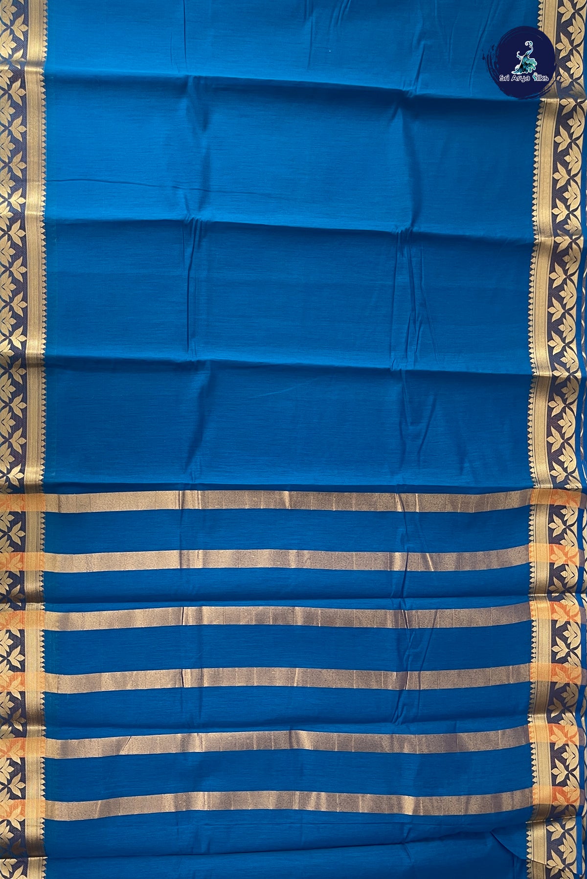 Sapphire Blue Budget Semi Silk Cotton Saree With Plain Pattern