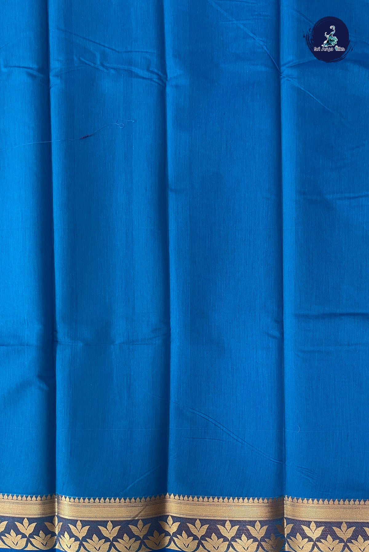 Sapphire Blue Budget Semi Silk Cotton Saree With Plain Pattern