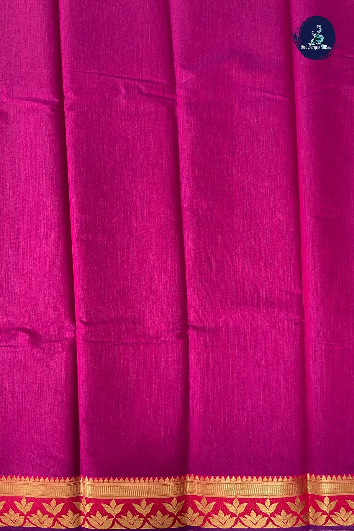 BeetRoot Shade Budget Semi Silk Cotton Saree With Plain Pattern