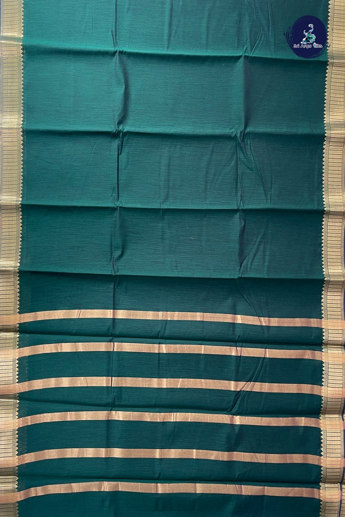 Dark Green Budget Semi Silk Cotton Saree With Plain Pattern