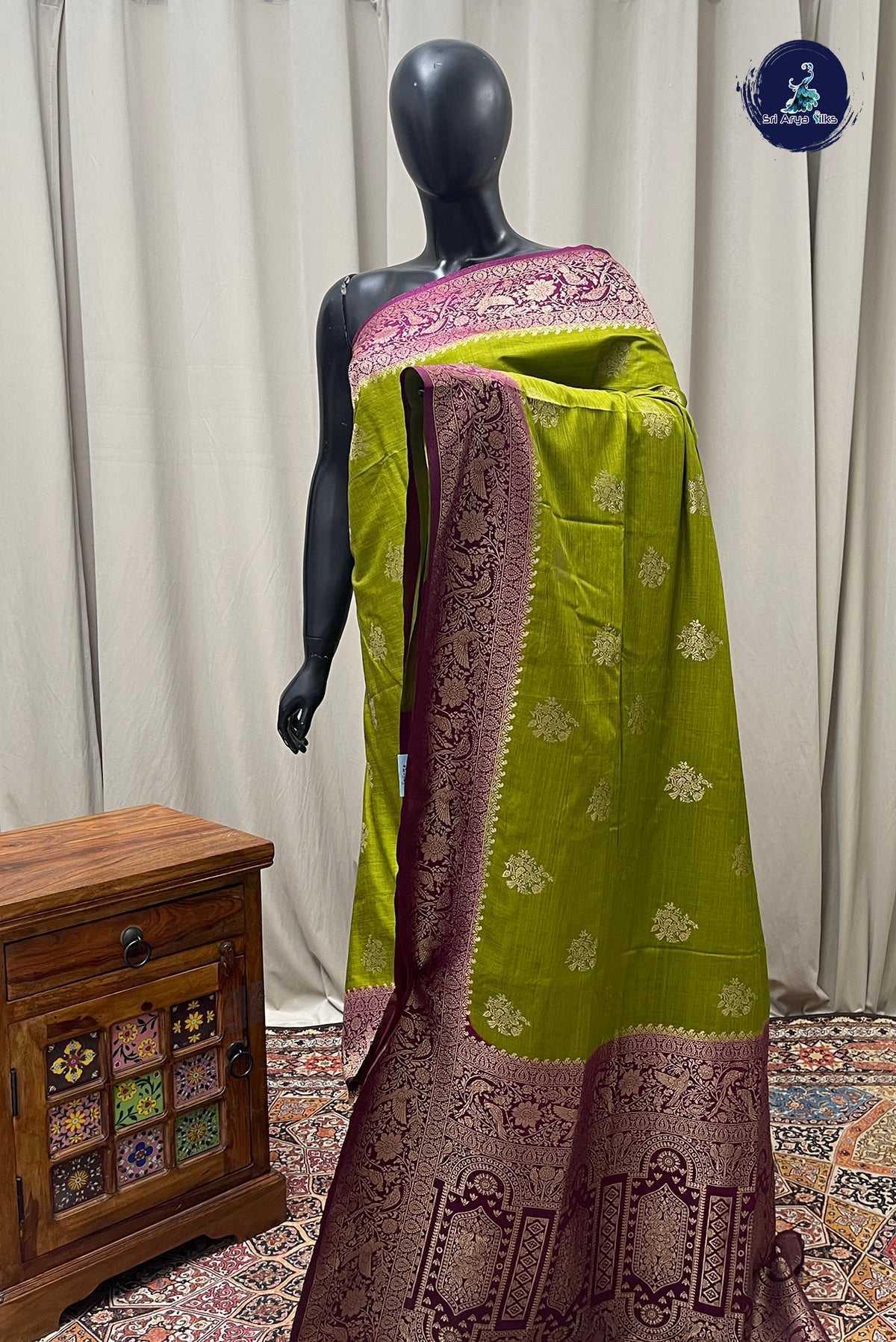 Light Green Semi Raw Silk Saree With Zari Buttas Pattern