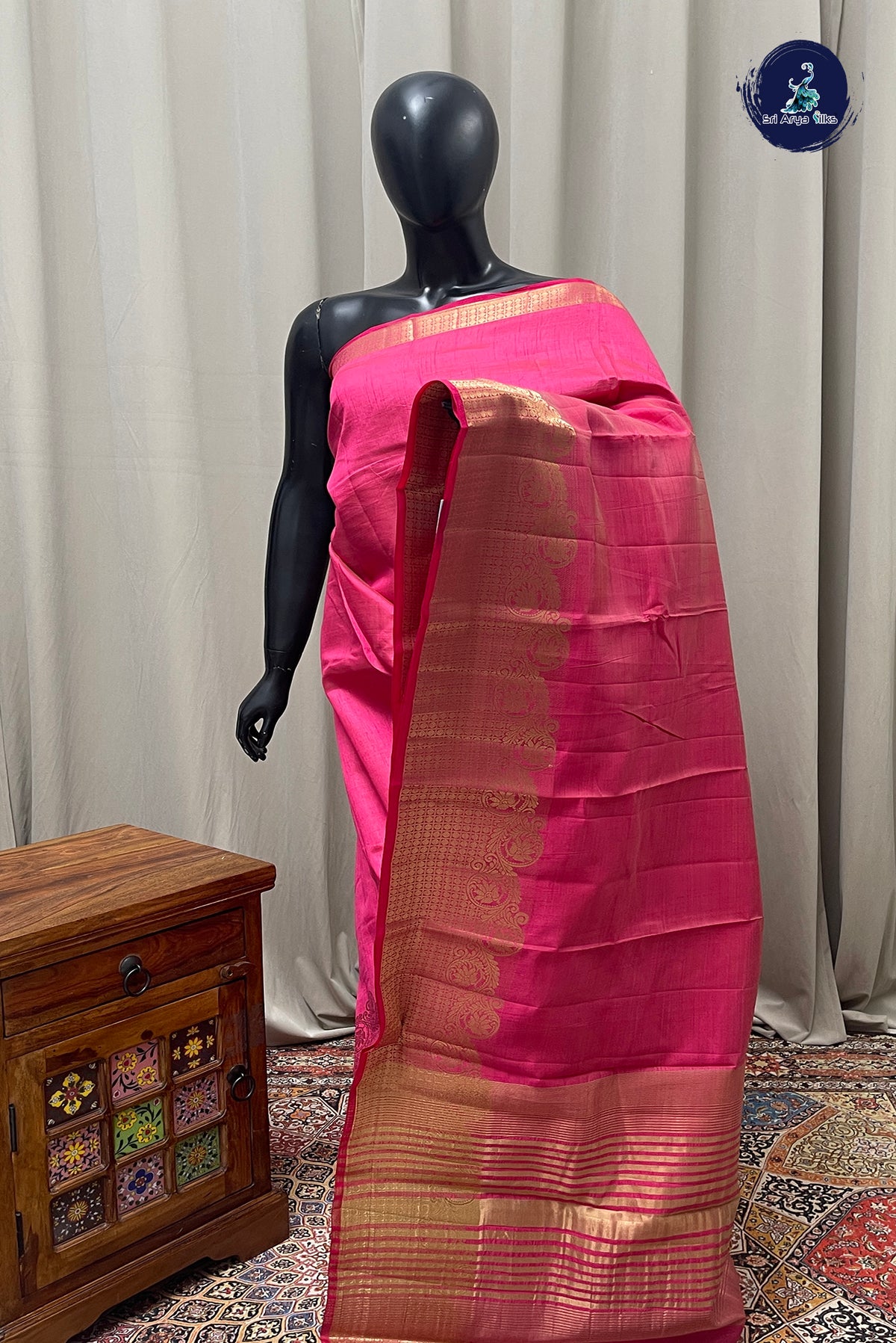 Pink Semi Tussar Saree With Plain Pattern