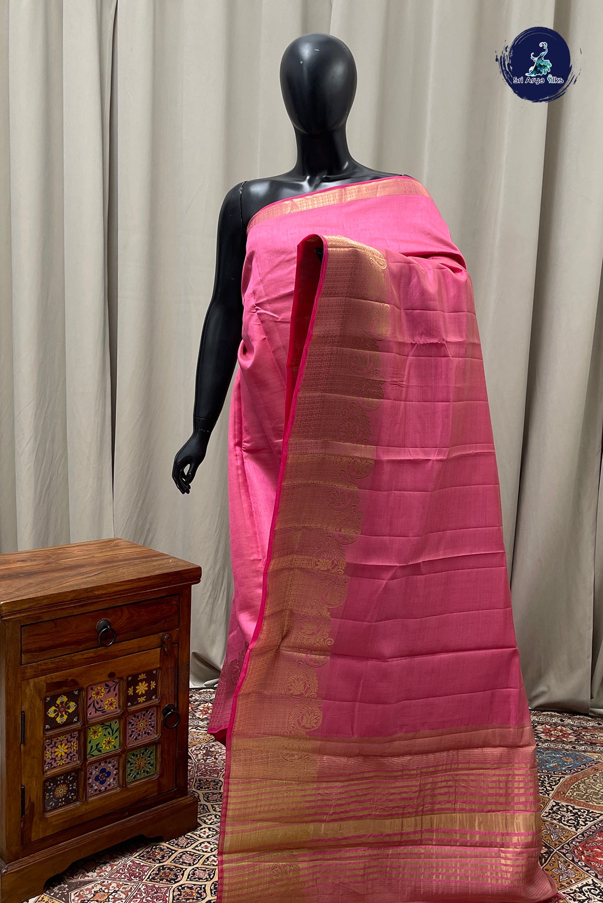 Pink Semi Tussar Saree With Plain Pattern