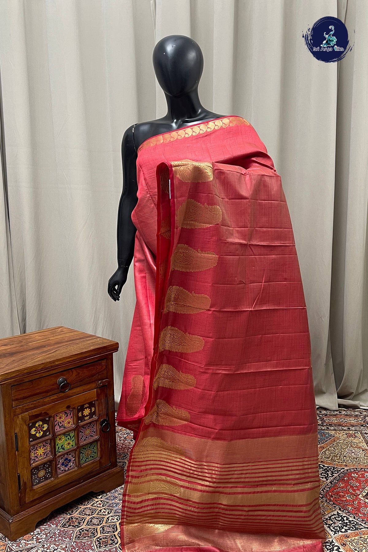 Red Semi Tussar Saree With Plain Pattern