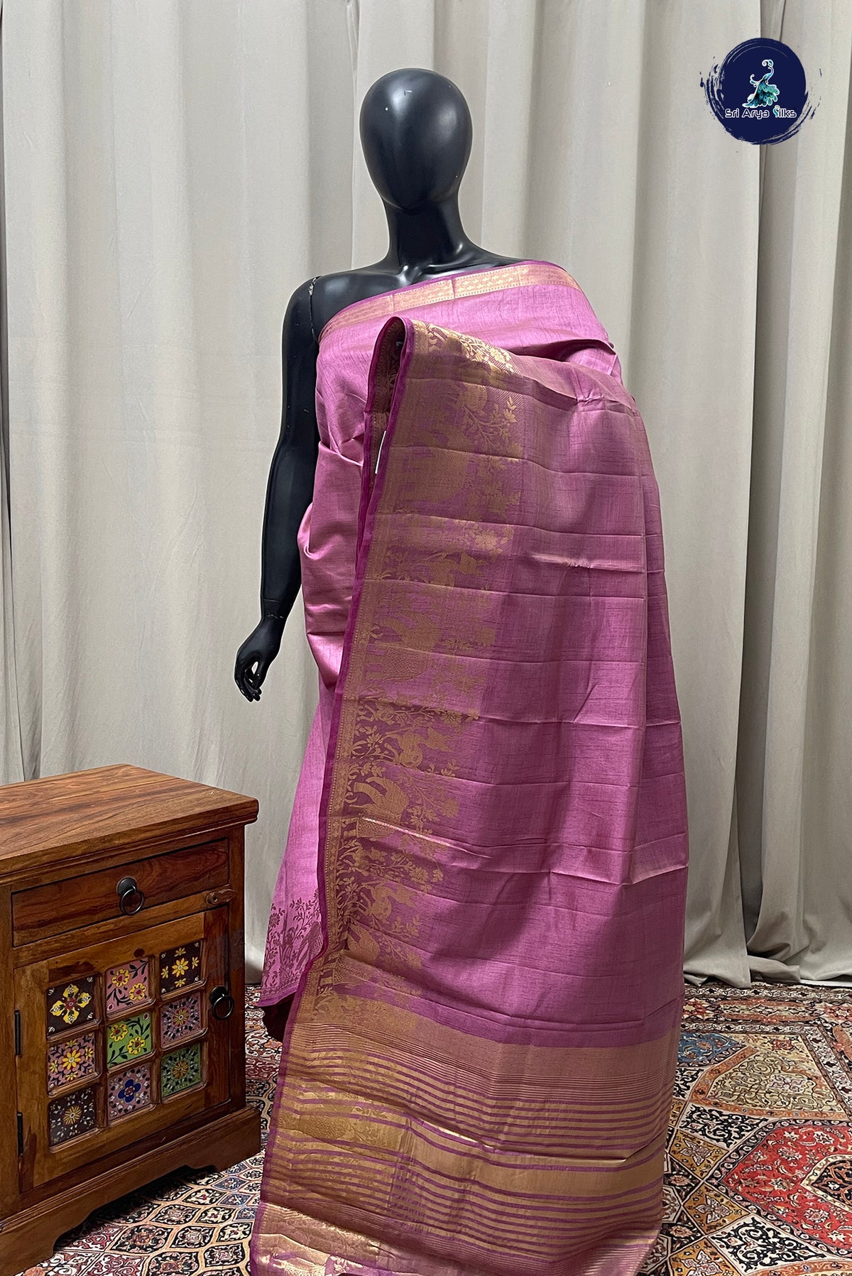 Mauve Semi Tussar Saree With Plain Pattern