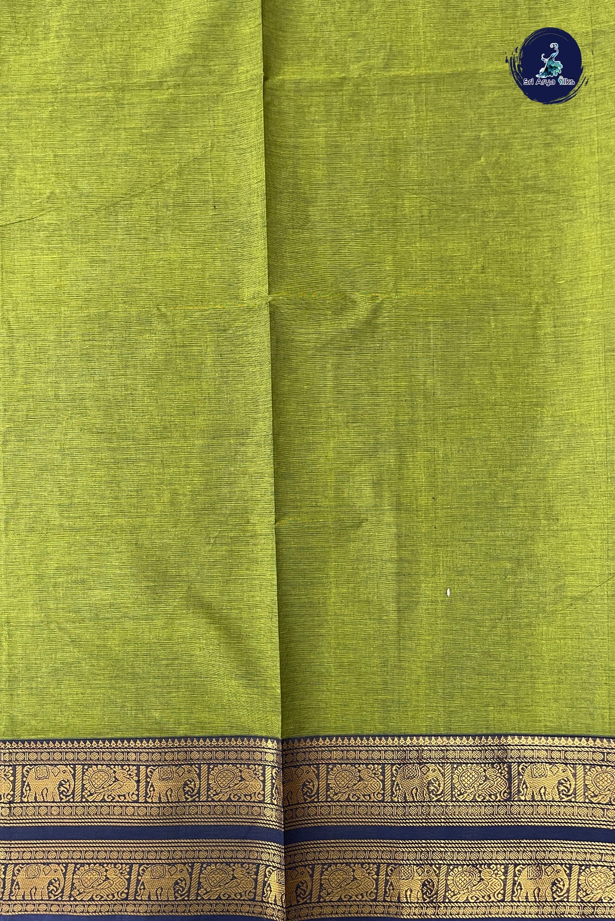 Green Kanchi Cotton Saree With Plain Pattern