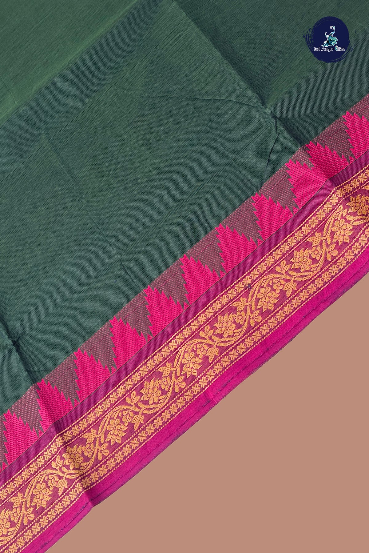 Dark Green Chettinad Cotton Saree With Plain Pattern