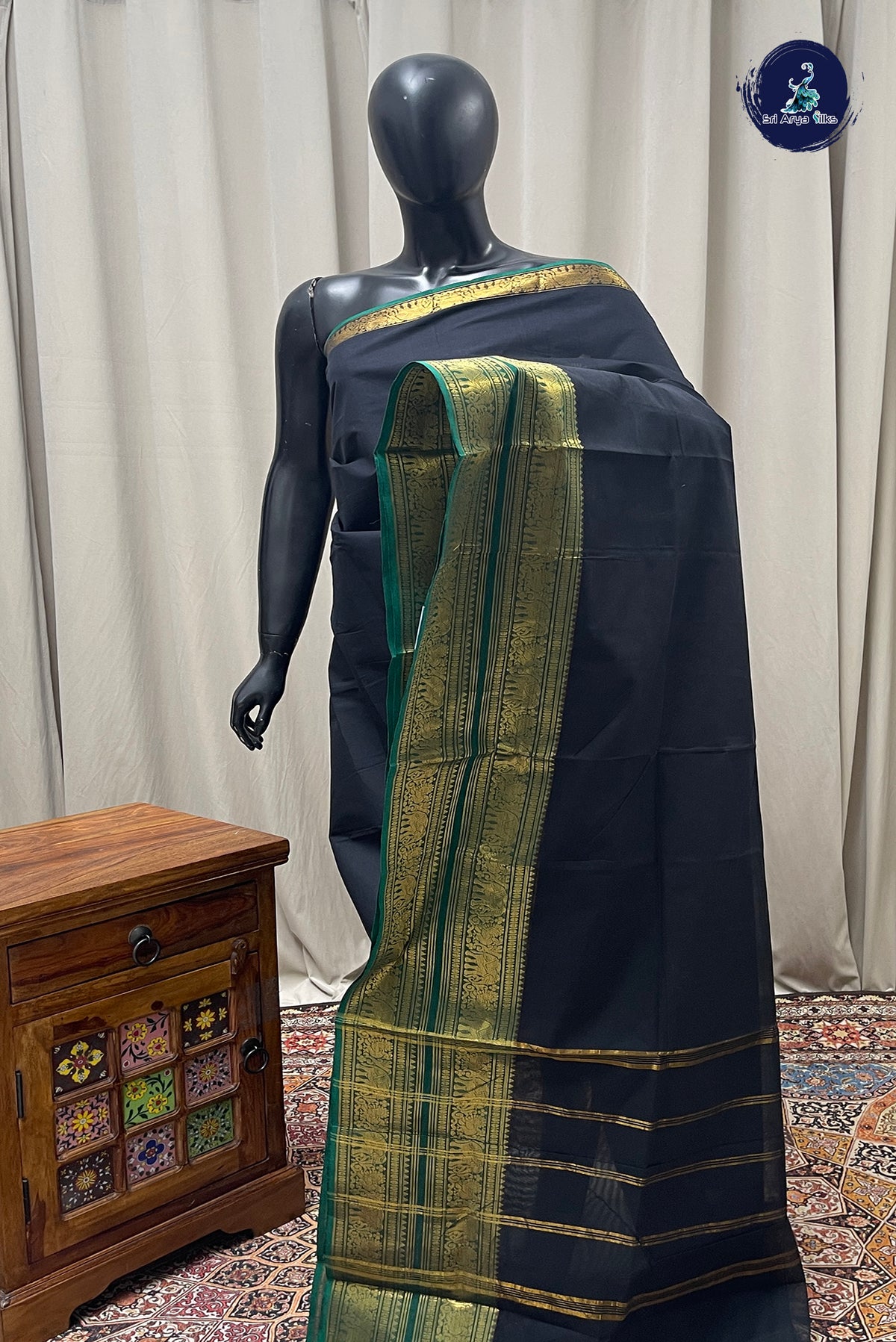 Black Kanchi Cotton Saree With Plain Pattern