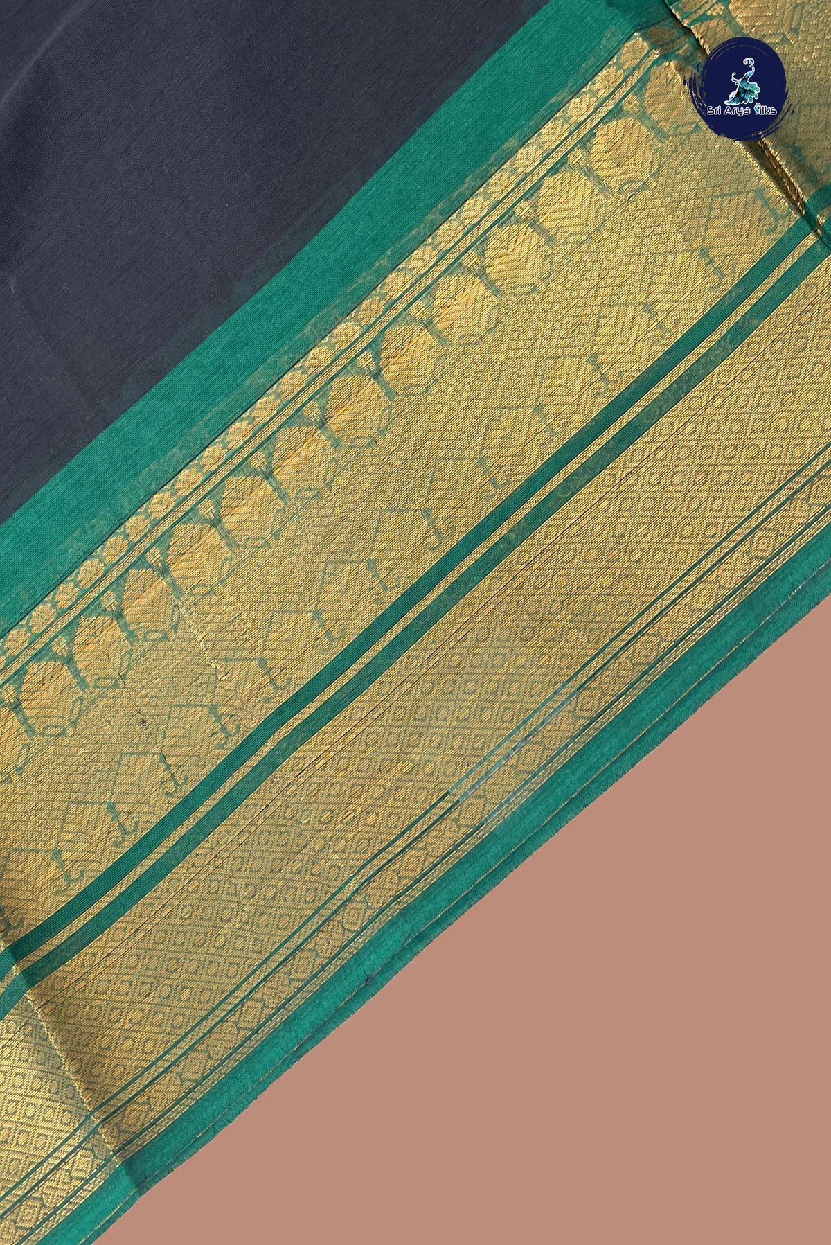 Black Kanchi Cotton Saree With Plain Pattern