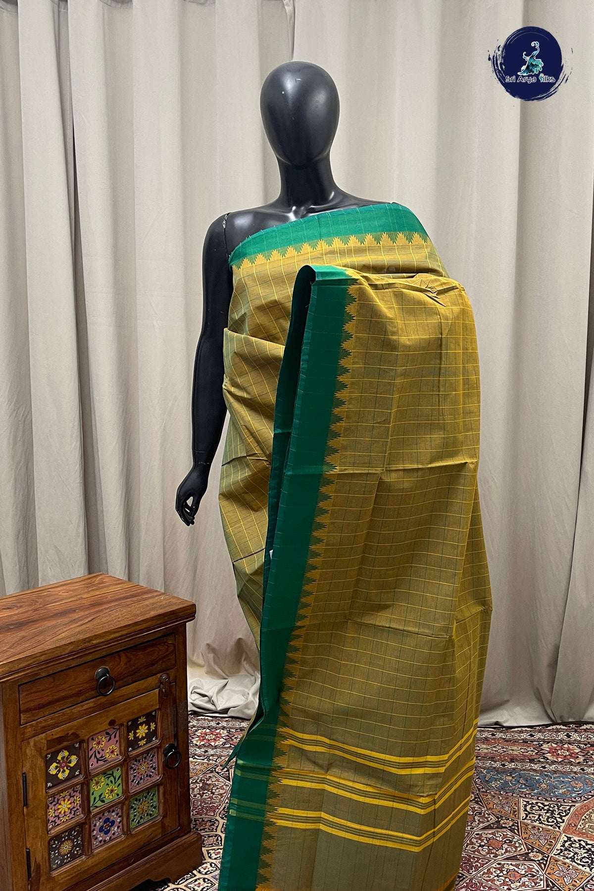 Yellowish Green Chettinad Cotton Saree With Checked Pattern