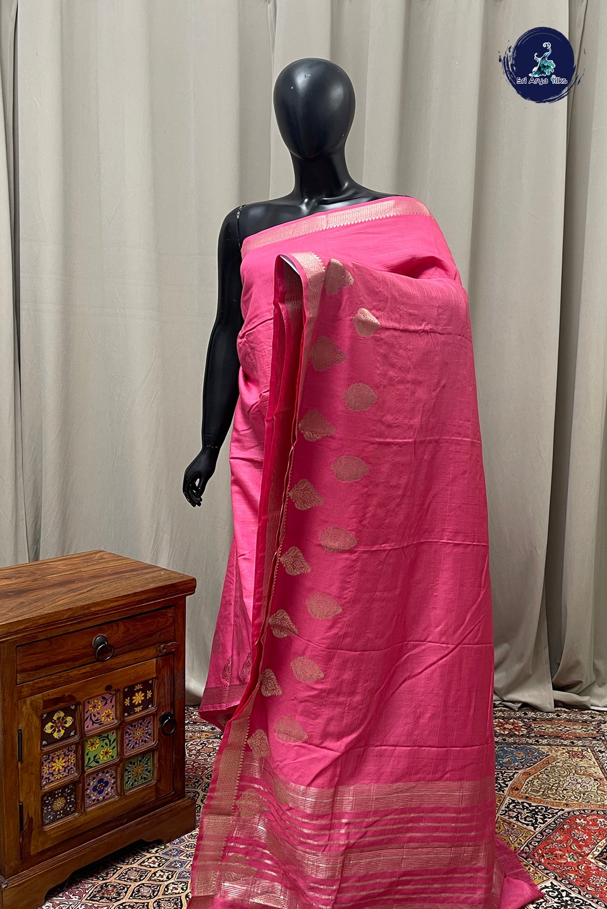 Pink Semi Banarasi Saree With Stripes Pattern