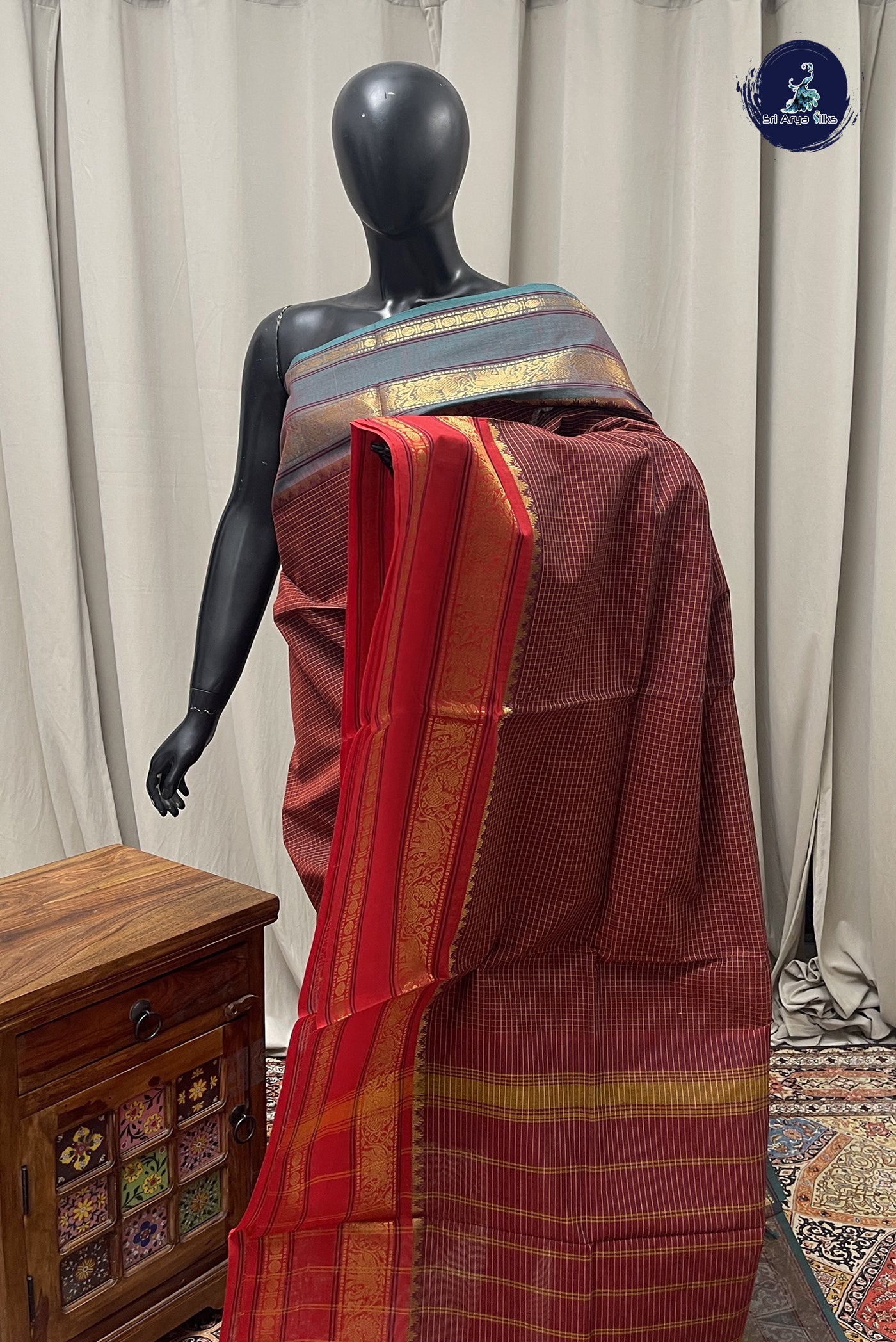 Maroon Cotton Saree With Checked Pattern