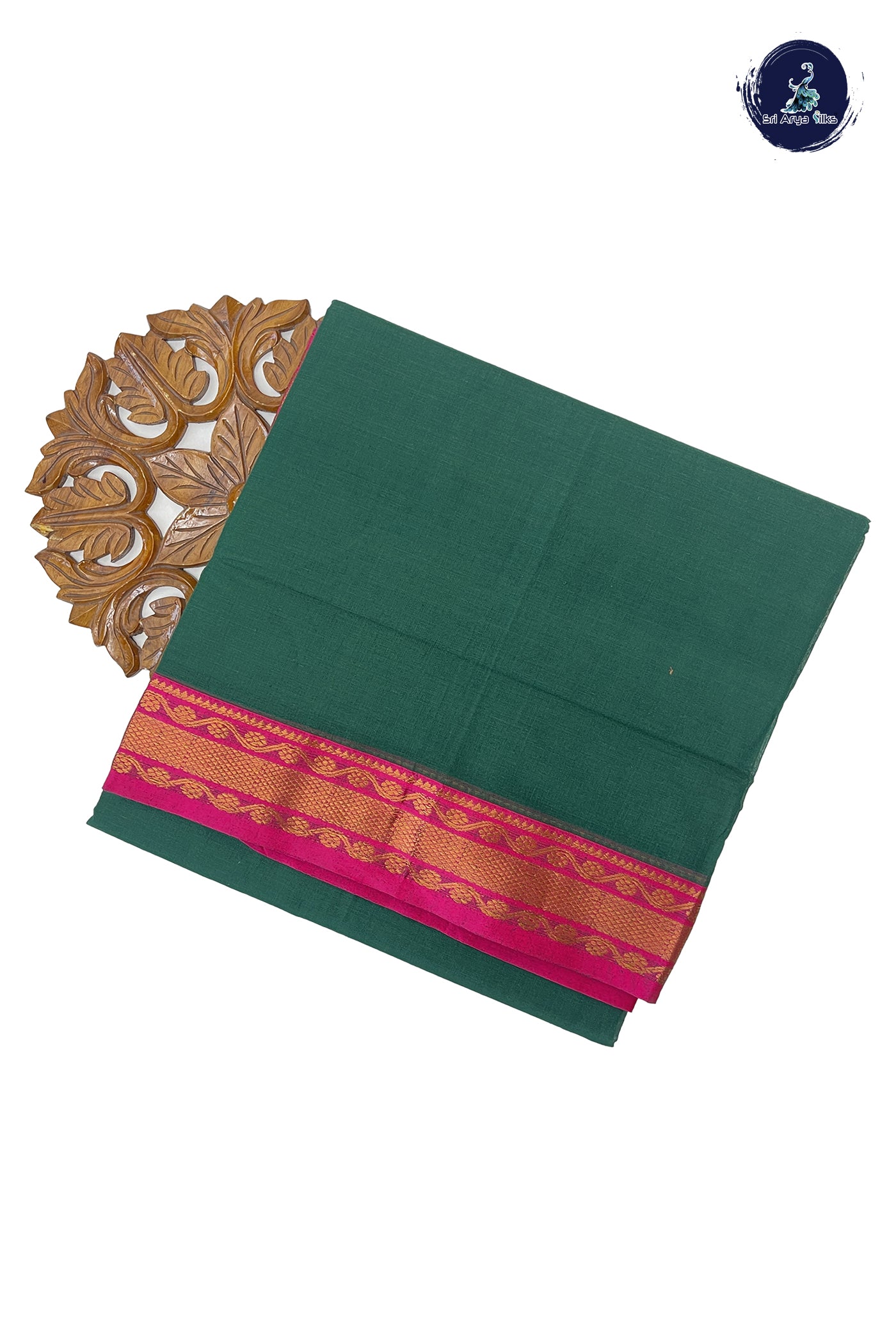 Green Cotton Saree With Plain Pattern