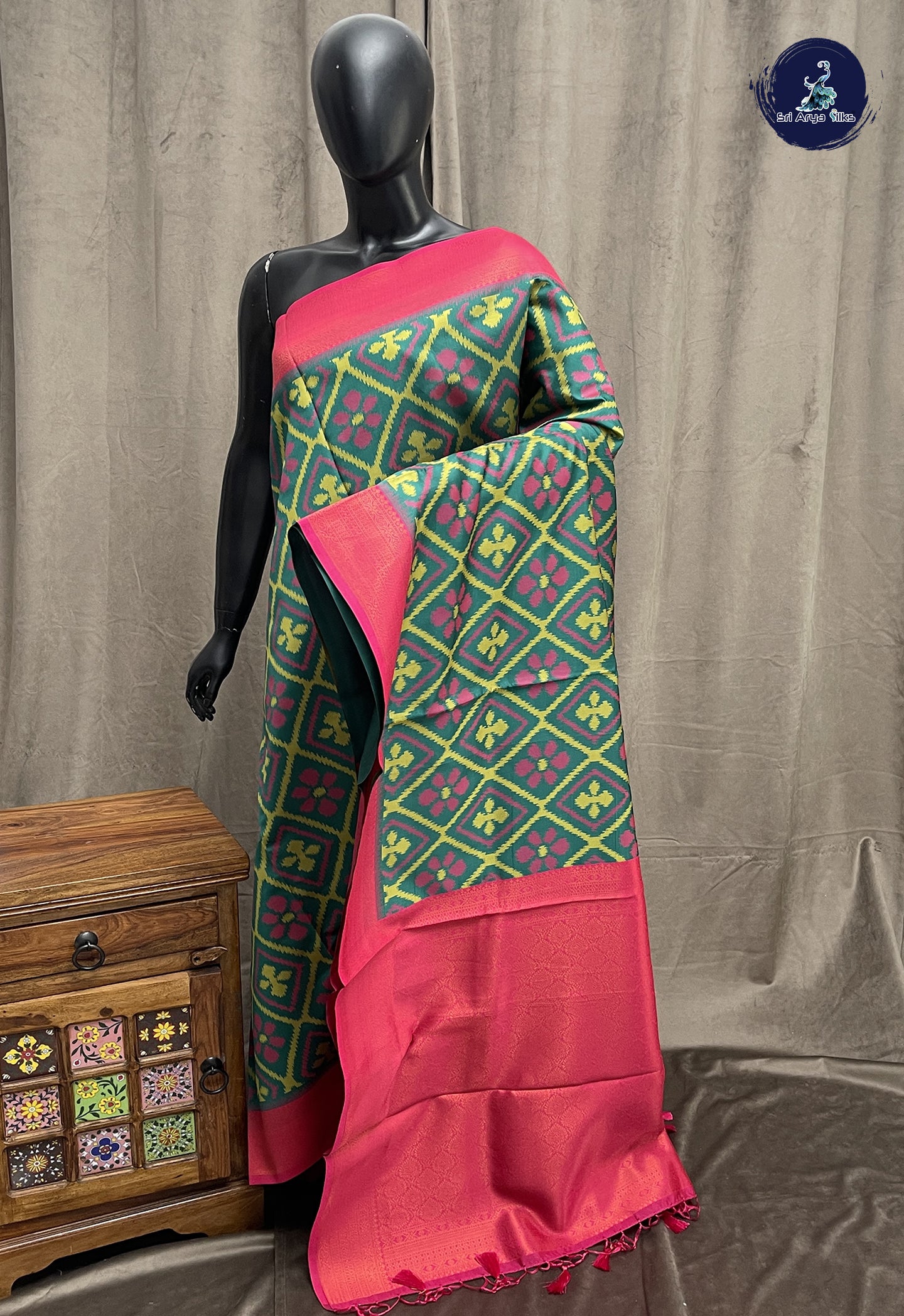 Sapphire Green Pochampally Saree With Ikat Pattern