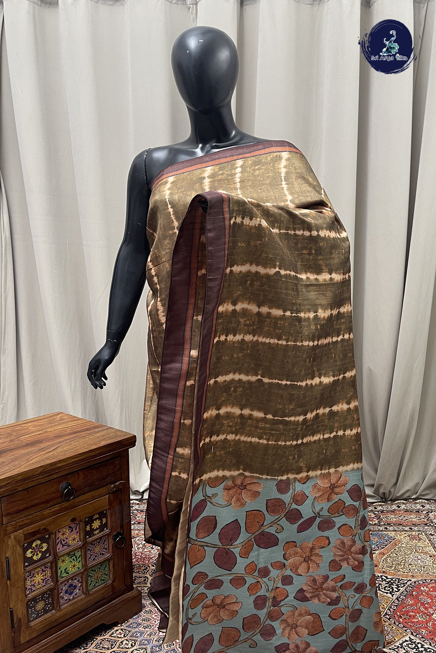 Mehendi Green Tussar Saree With Shibori Print Pattern