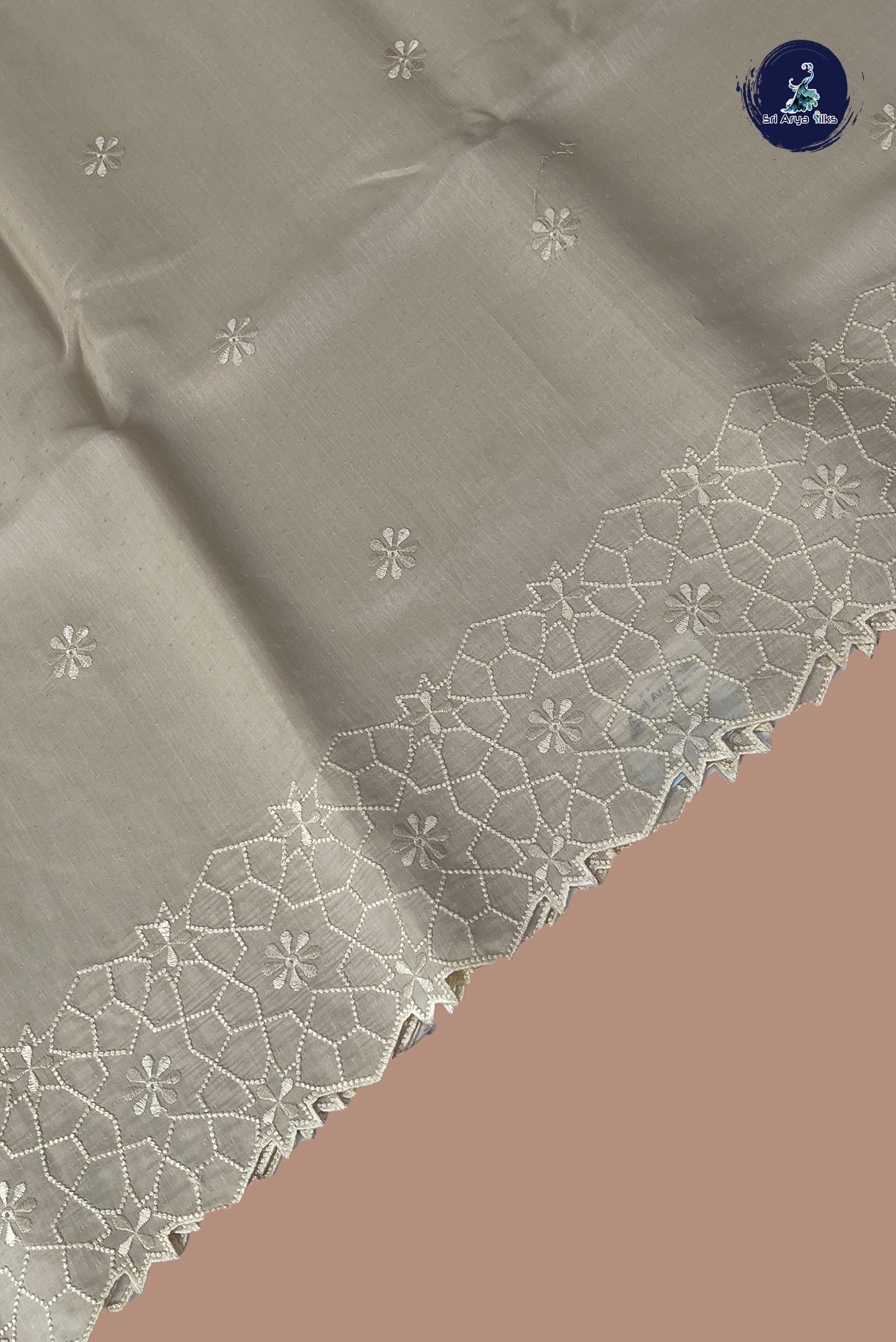Ivory Semi Tussar Saree With Embroidery Pattern