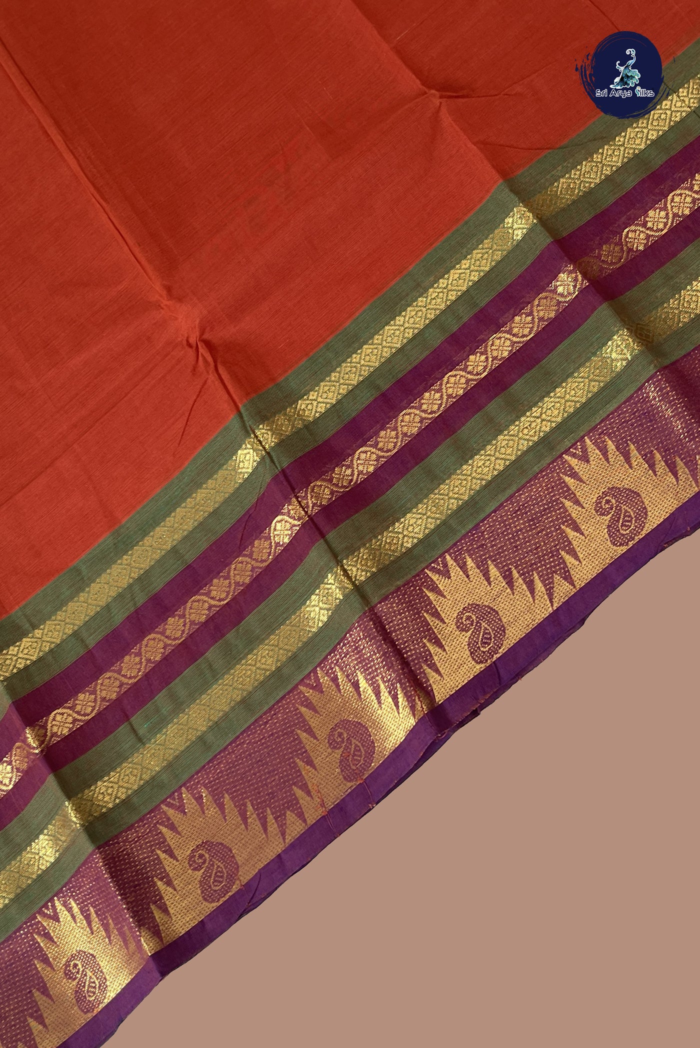 Brown Cotton Saree With Plain Pattern