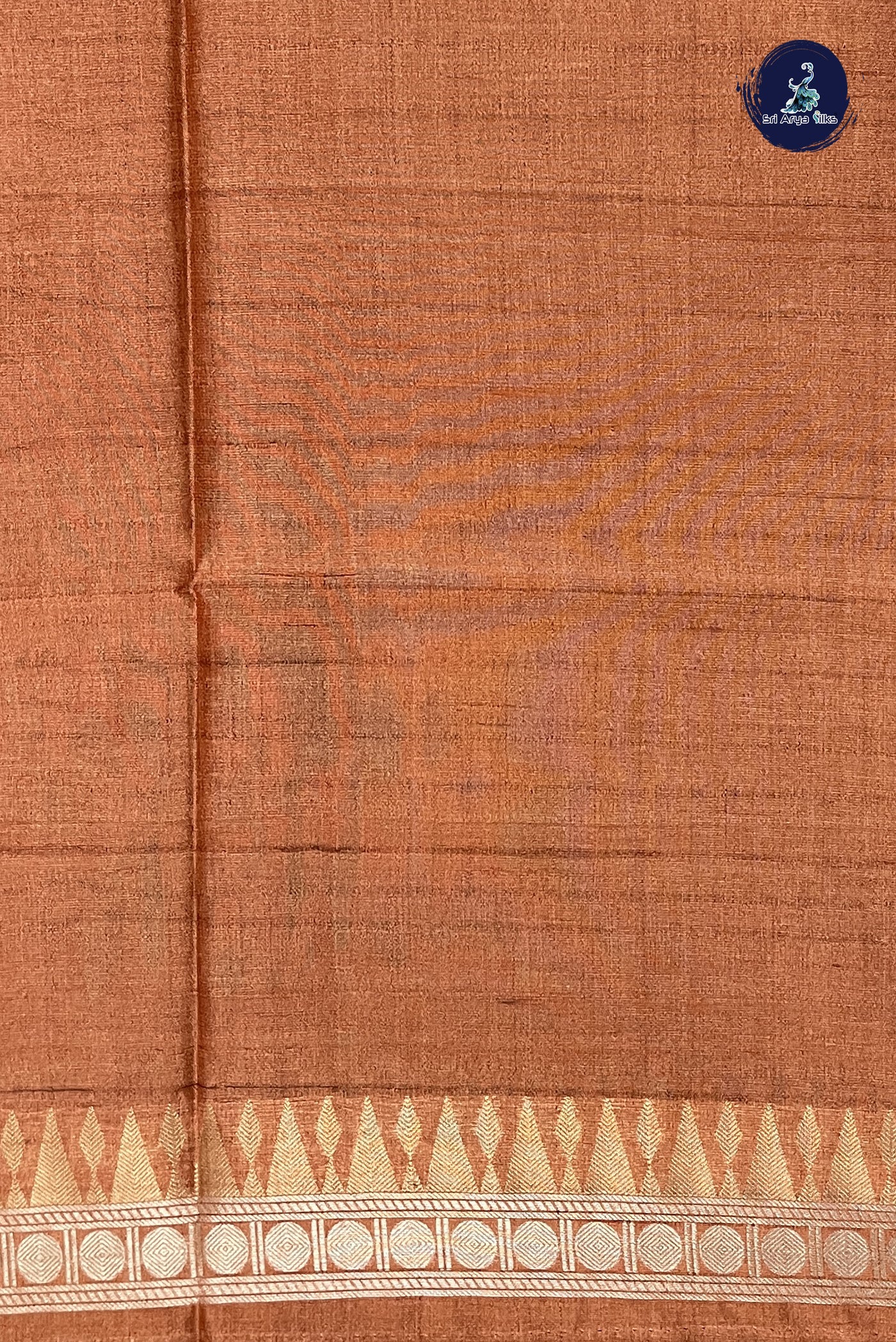 Chocolate Shade Raw Silk Saree With Jacquard Pattern