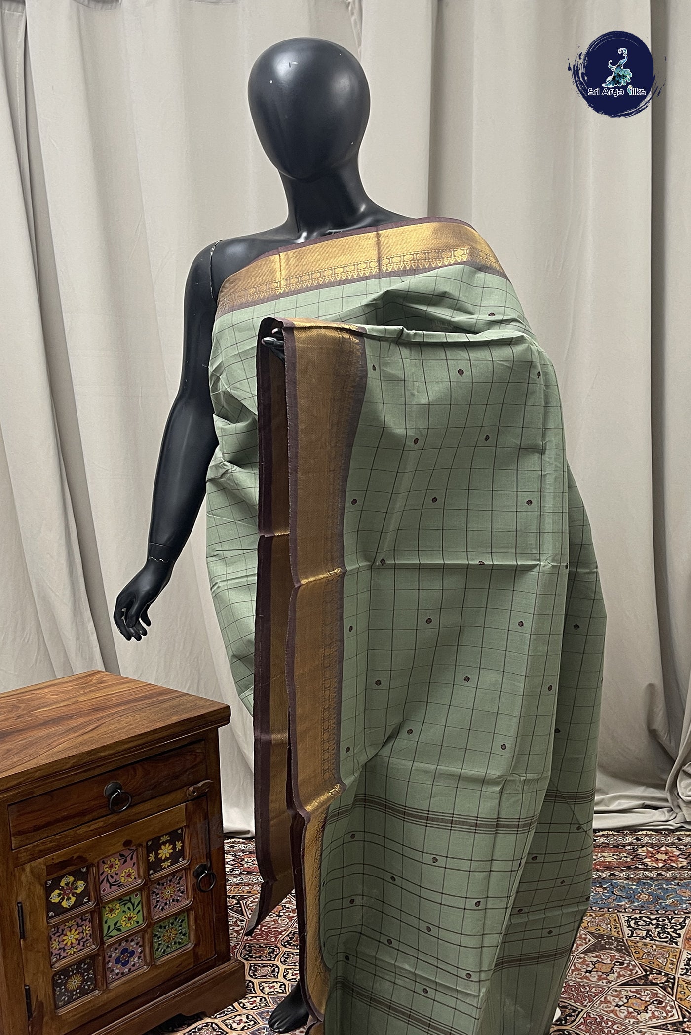 Green Cotton Saree With Checked  Pattern