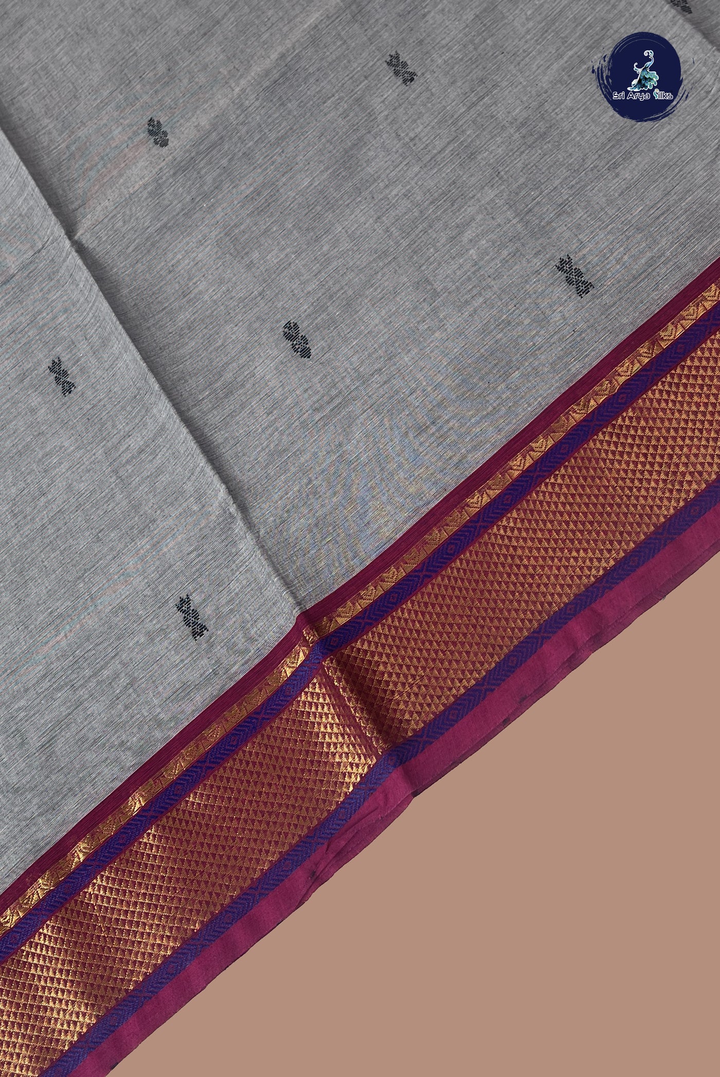 Grey Cotton Saree With Buttas   Pattern