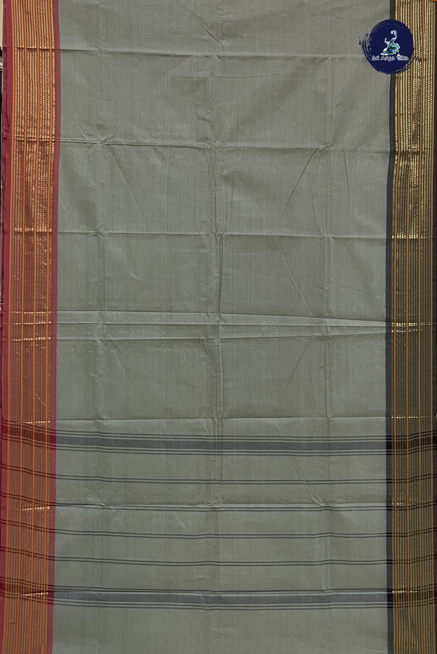 Silver Grey Chettinad Cotton Saree With Plain Pattern