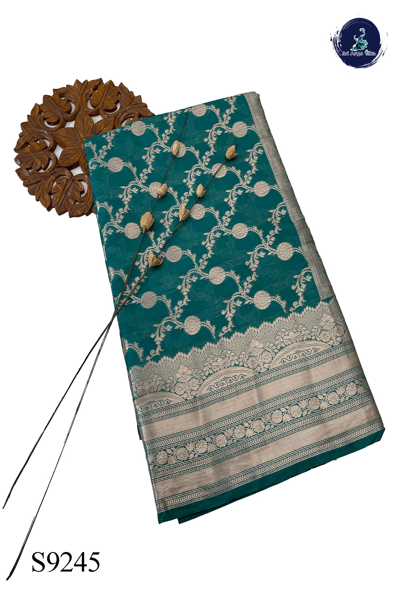 Sapphire Green Semi Banarasi Saree With Zari Woven Pattern