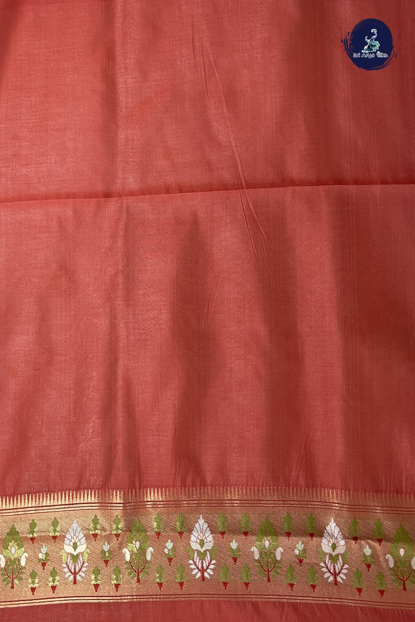 Off White Semi Banarasi Saree With Jacquard Pattern