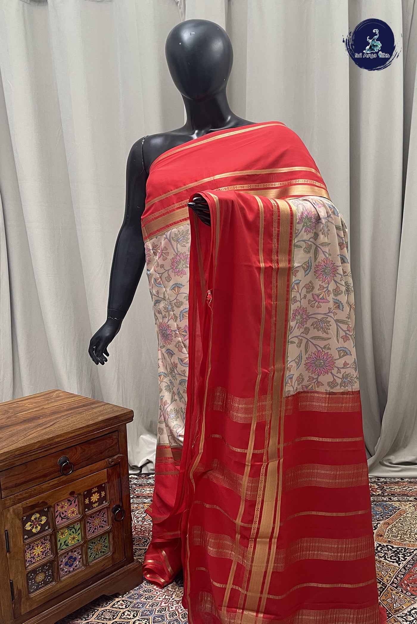 Cream Semi Grape Silk Saree With Floral Print Pattern