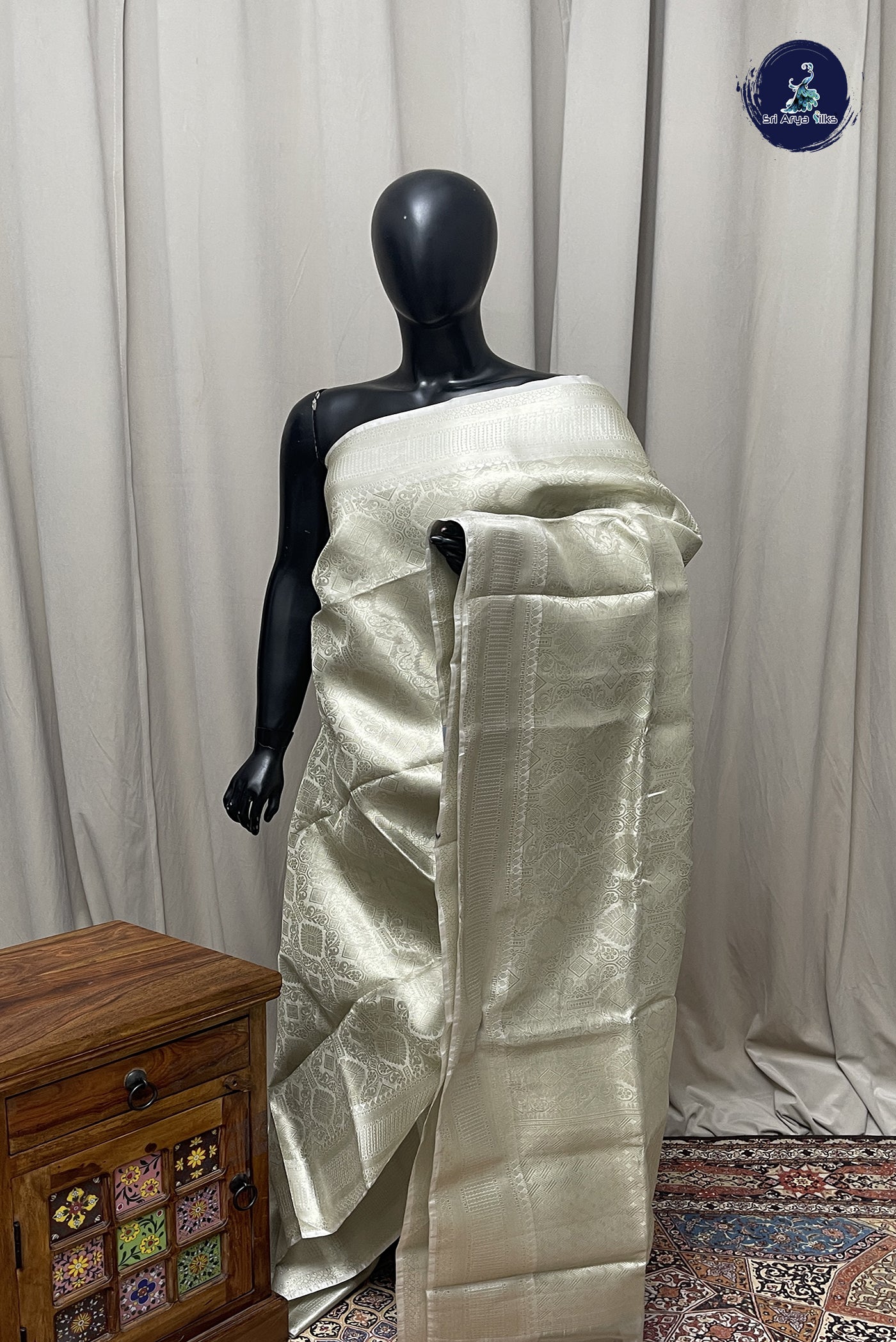 Fawn Tissue Banarasi Saree With Tissue Brocade Pattern