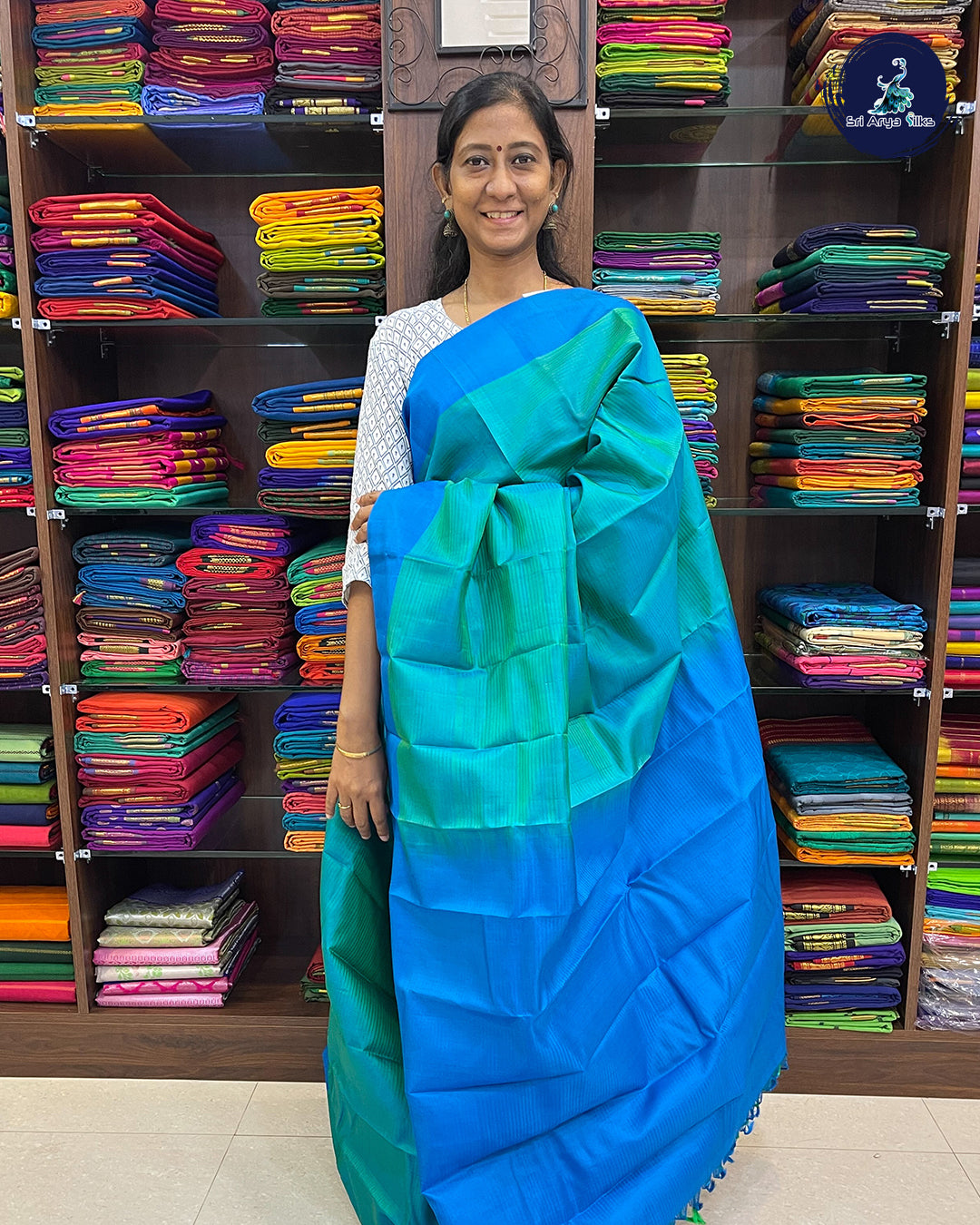 Teal Blue and Blue Handwoven Kanchipuram Silk Saree