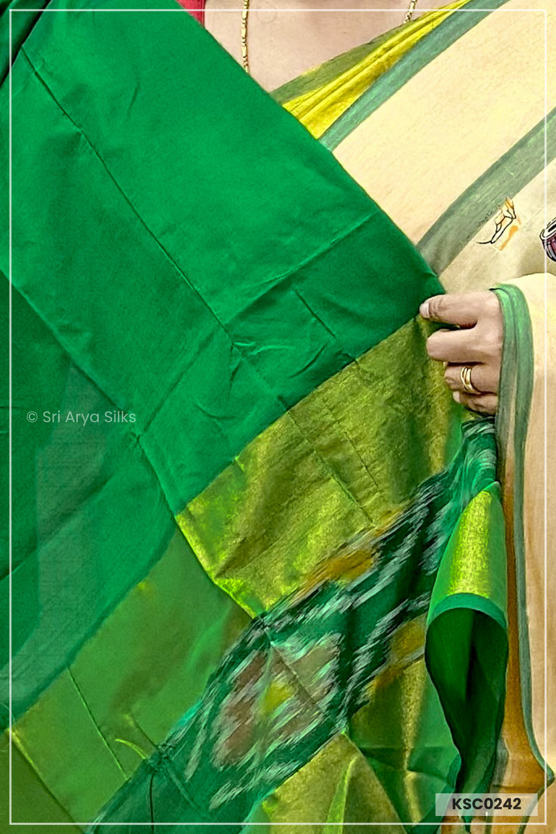 Half White & Dark Green Kalamkari Saree With Dark Green Blouse & Kalamkari Pattern